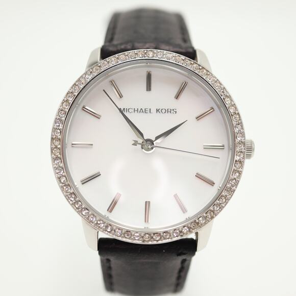Michael Kors Parker MOP 35mm Womens Watch Black Leather MK2176 w New Battery main image 4